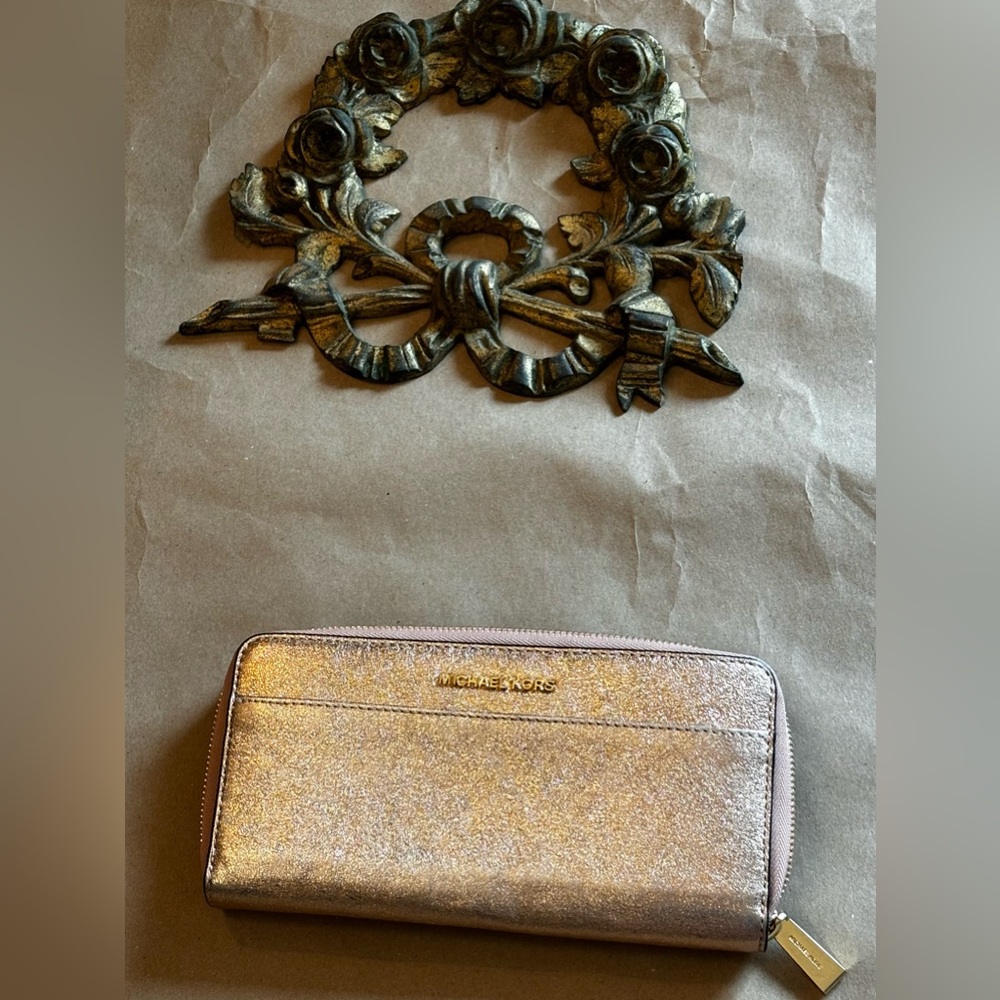 Metallic Pink Michael Kors with Gold lettering and zipper Wallet Never Been Used
